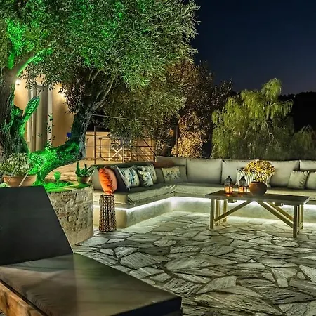 Blue Heaven Pool In Olive Grove Villa