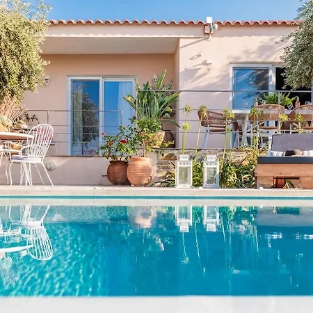 Blue Heaven Pool In Olive Grove Villa *